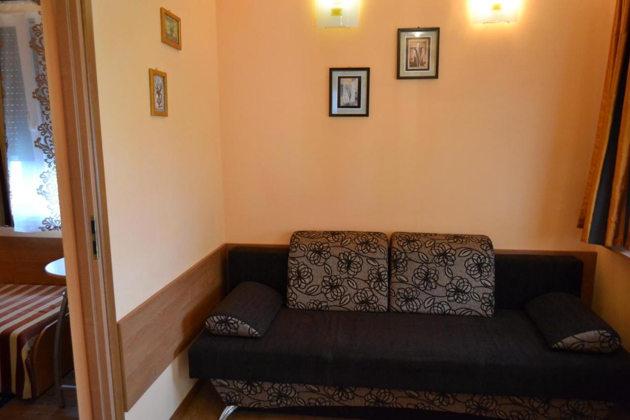 "Vanilla" Pokoje I Apartamenty Nad Brzegiem Jeziora Окунинка Экстерьер фото
