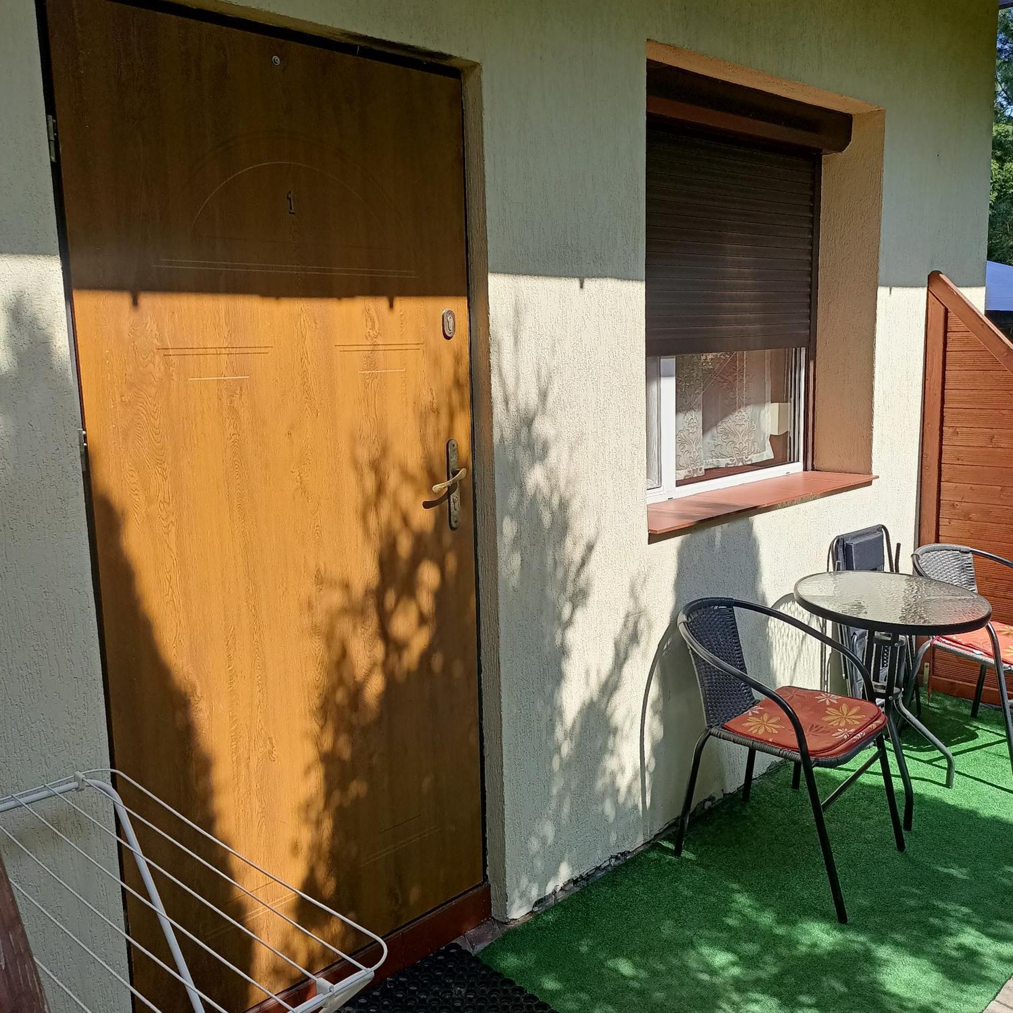 "Vanilla" Pokoje I Apartamenty Nad Brzegiem Jeziora Окунинка Экстерьер фото