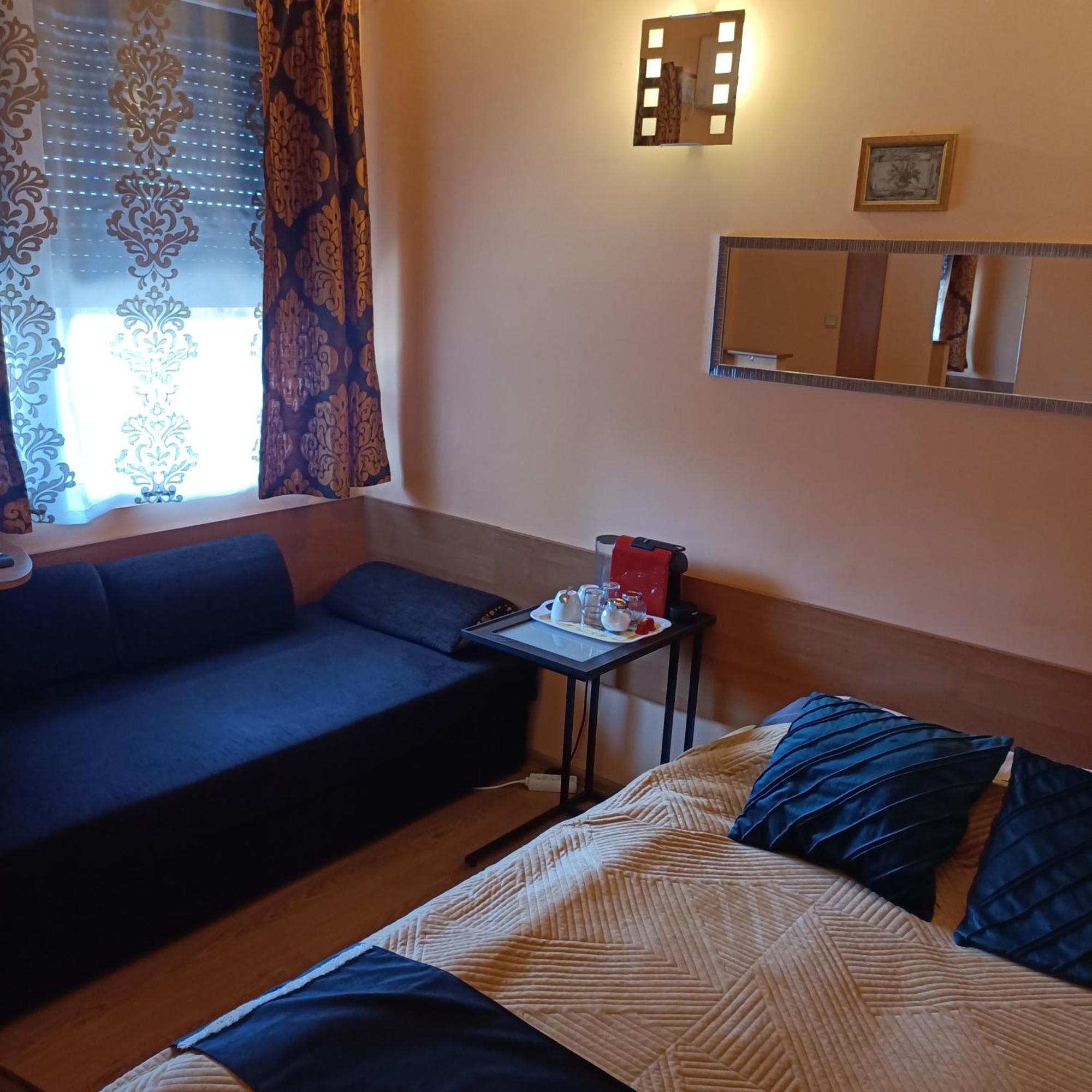 "Vanilla" Pokoje I Apartamenty Nad Brzegiem Jeziora Окунинка Экстерьер фото