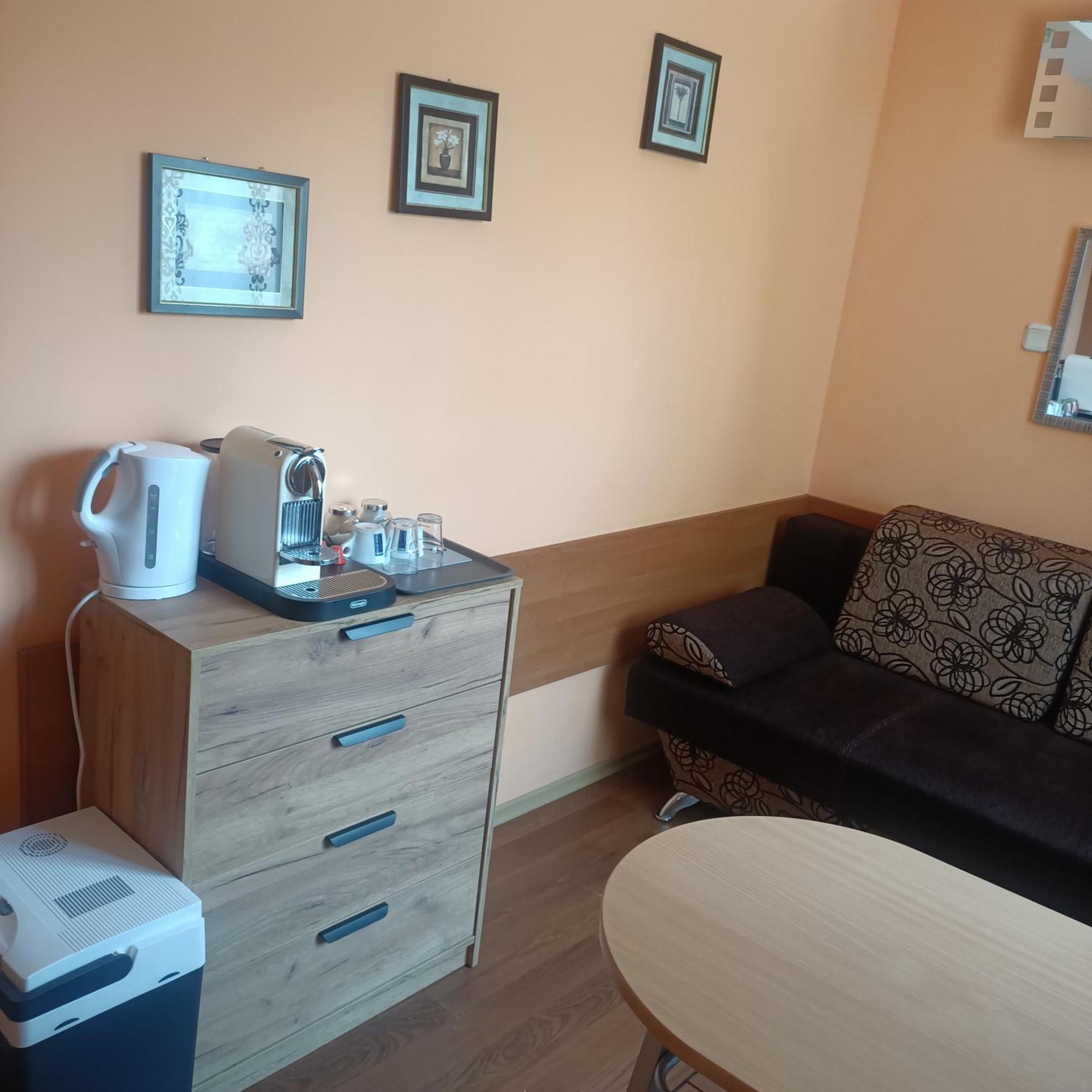 "Vanilla" Pokoje I Apartamenty Nad Brzegiem Jeziora Окунинка Экстерьер фото