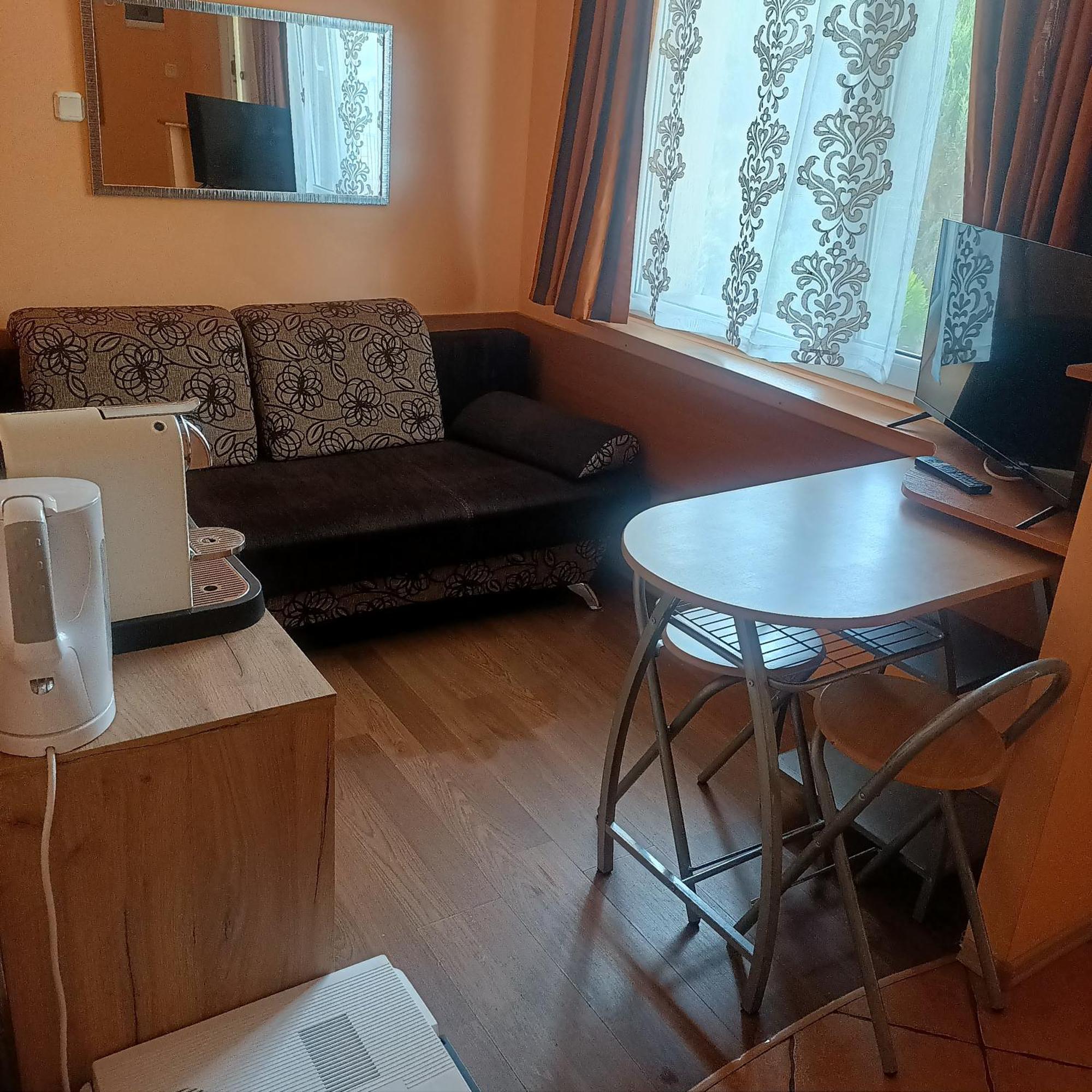 "Vanilla" Pokoje I Apartamenty Nad Brzegiem Jeziora Окунинка Экстерьер фото