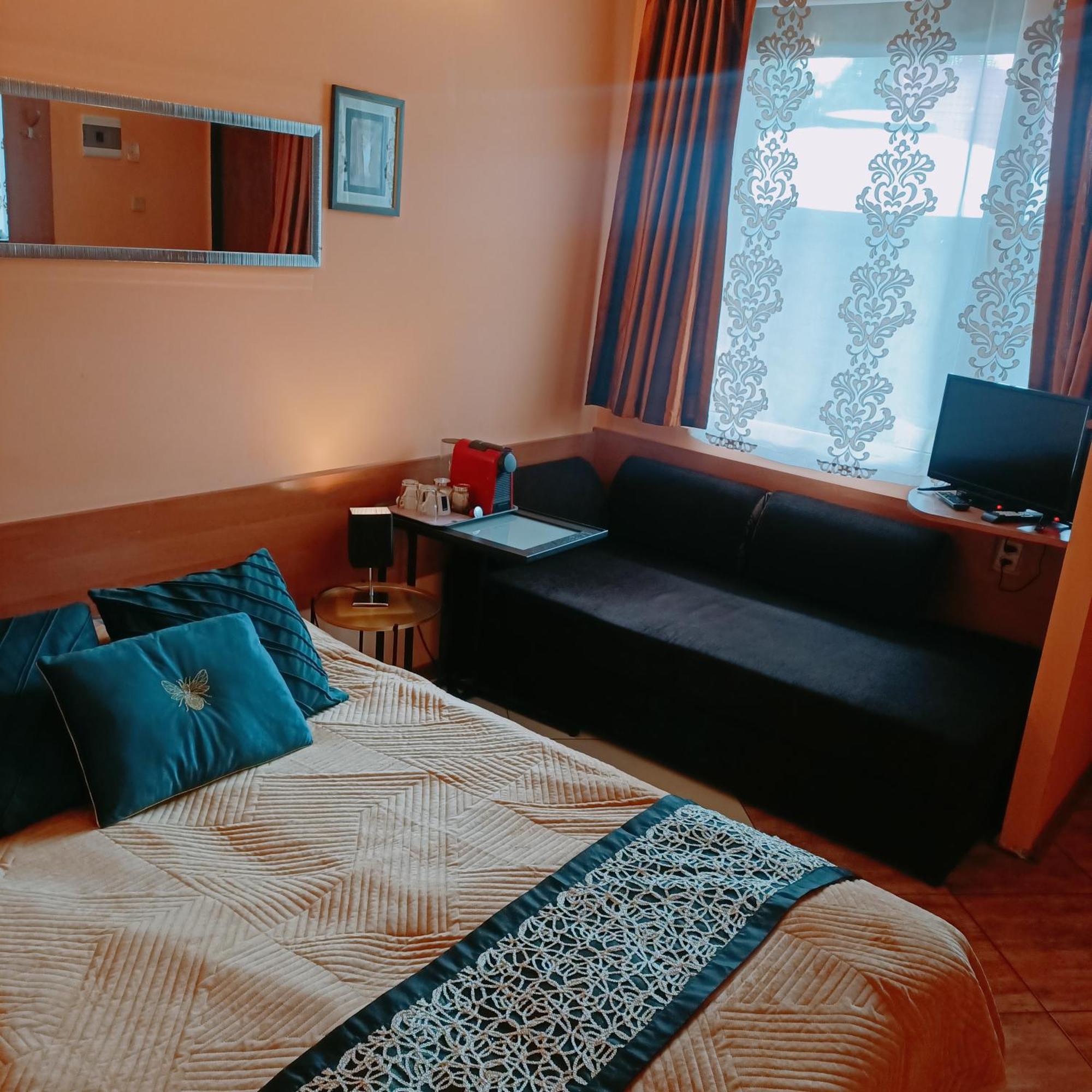 "Vanilla" Pokoje I Apartamenty Nad Brzegiem Jeziora Окунинка Экстерьер фото